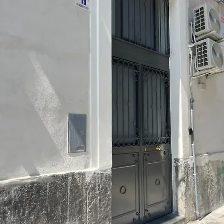 Casa Raile 1 *